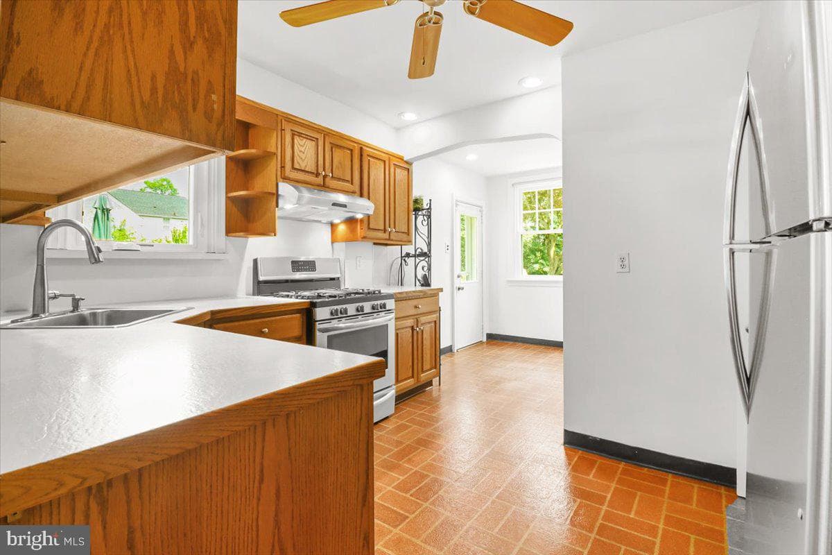 515 Arbor Road photo 8