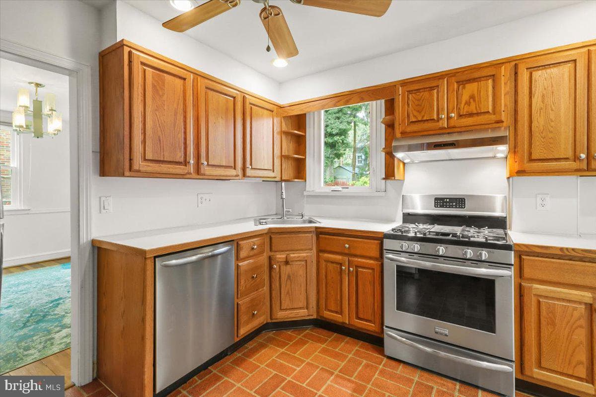 515 Arbor Road photo 9