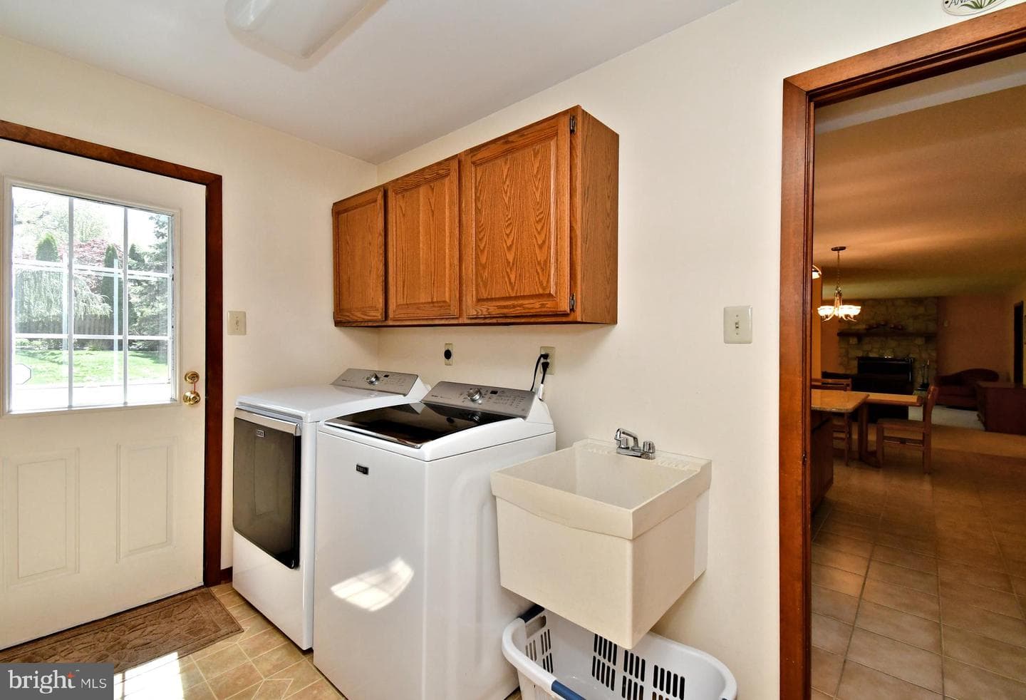 6 Chandler Court photo 27