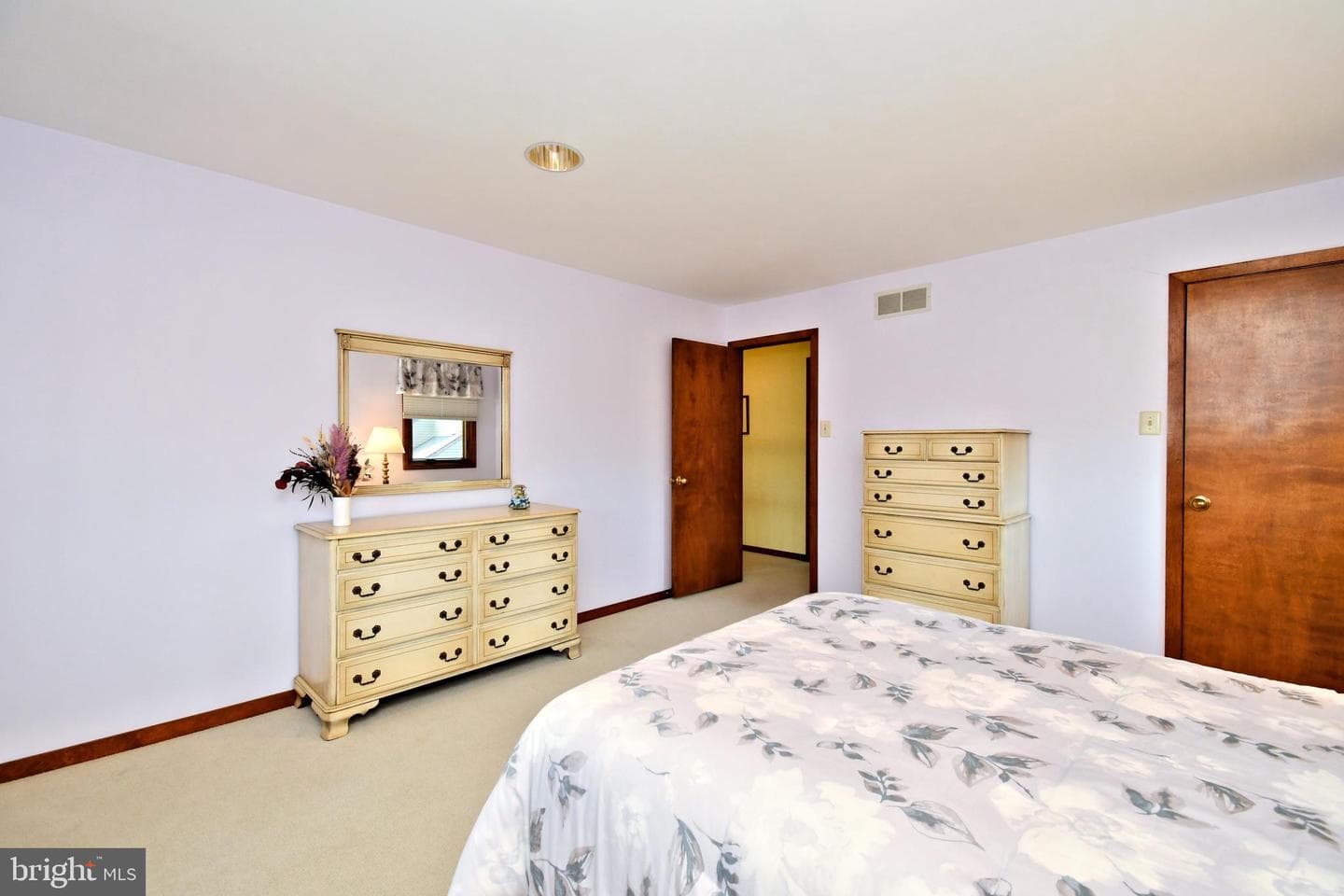 6 Chandler Court photo 59