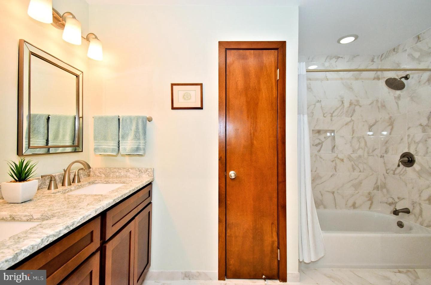 6 Chandler Court photo 64