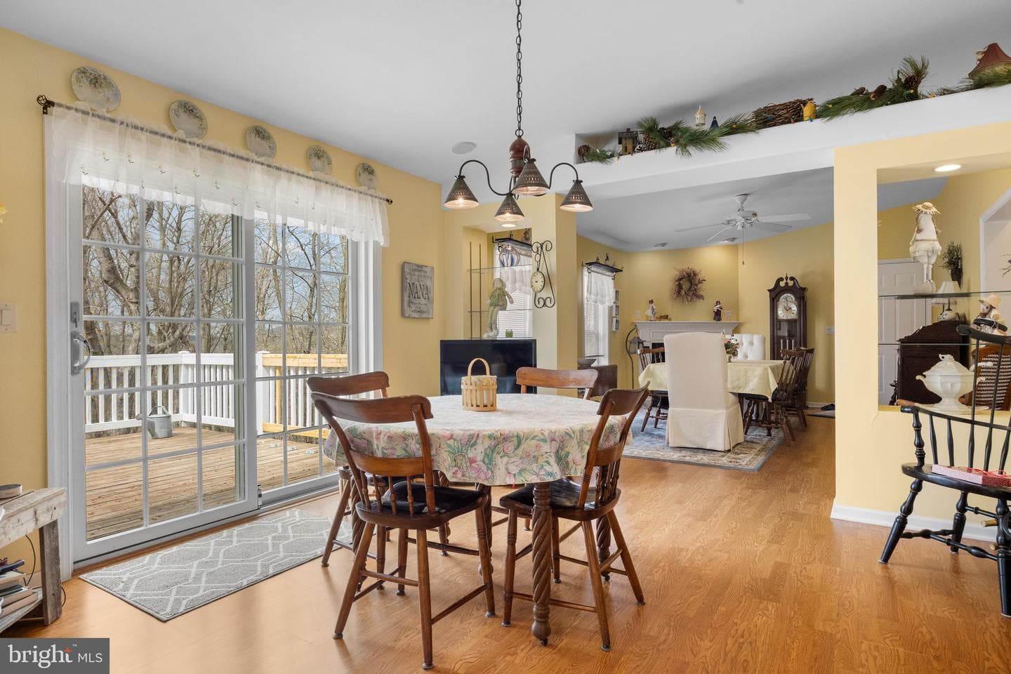1032 Scenic View Drive photo 11