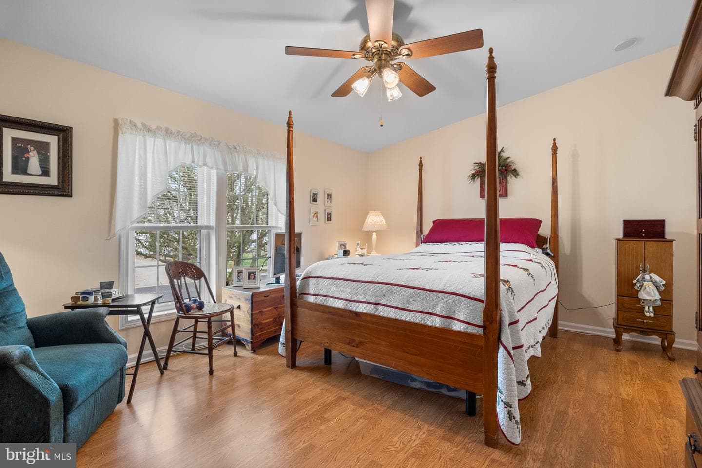 1032 Scenic View Drive photo 15