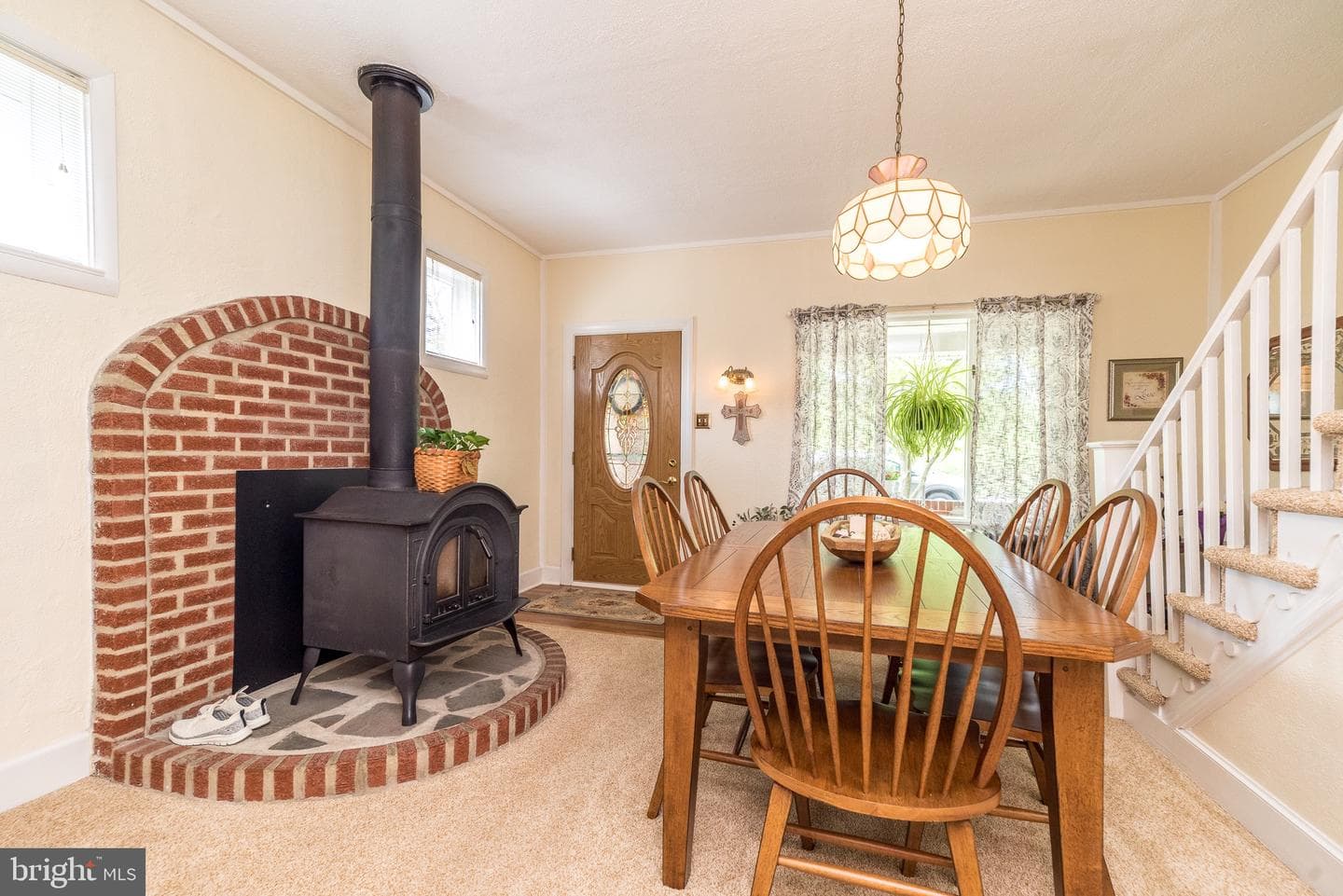 4 Elm Avenue photo 10