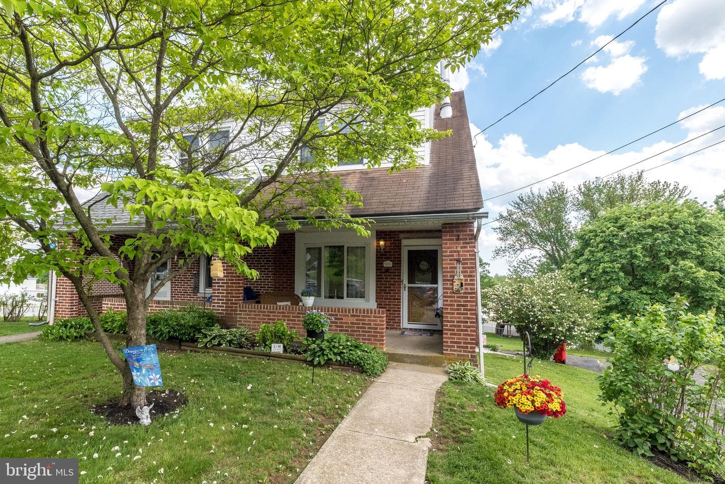 4 Elm Avenue photo 2
