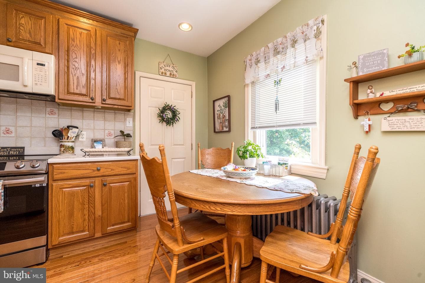 4 Elm Avenue photo 20