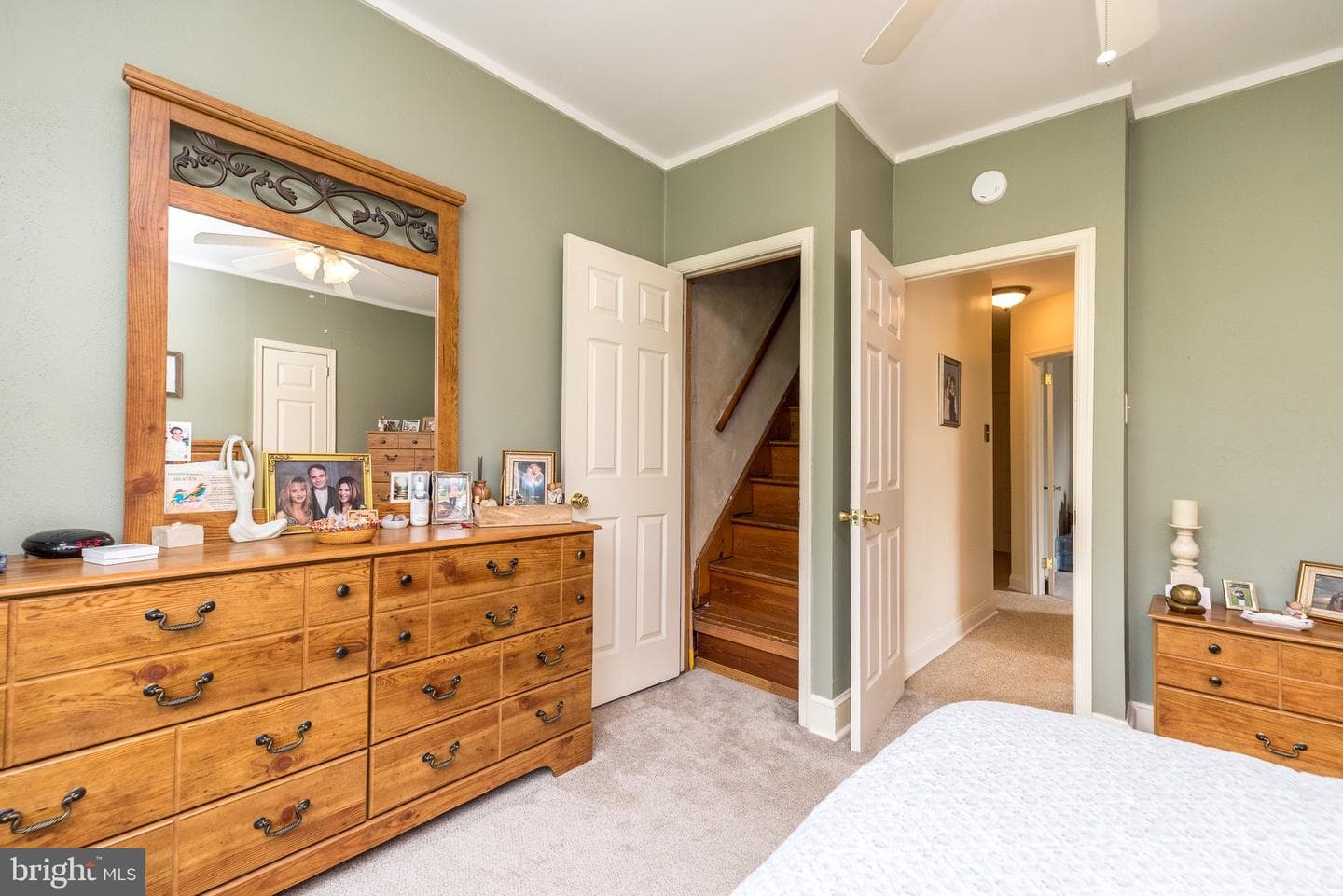 4 Elm Avenue photo 26