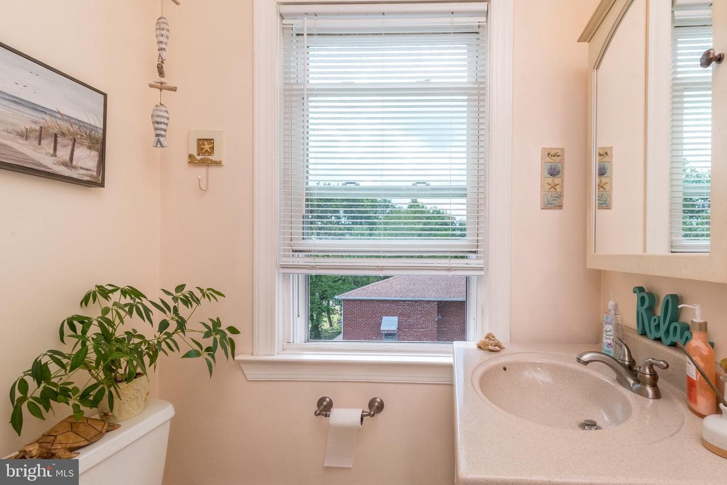4 Elm Avenue photo 29