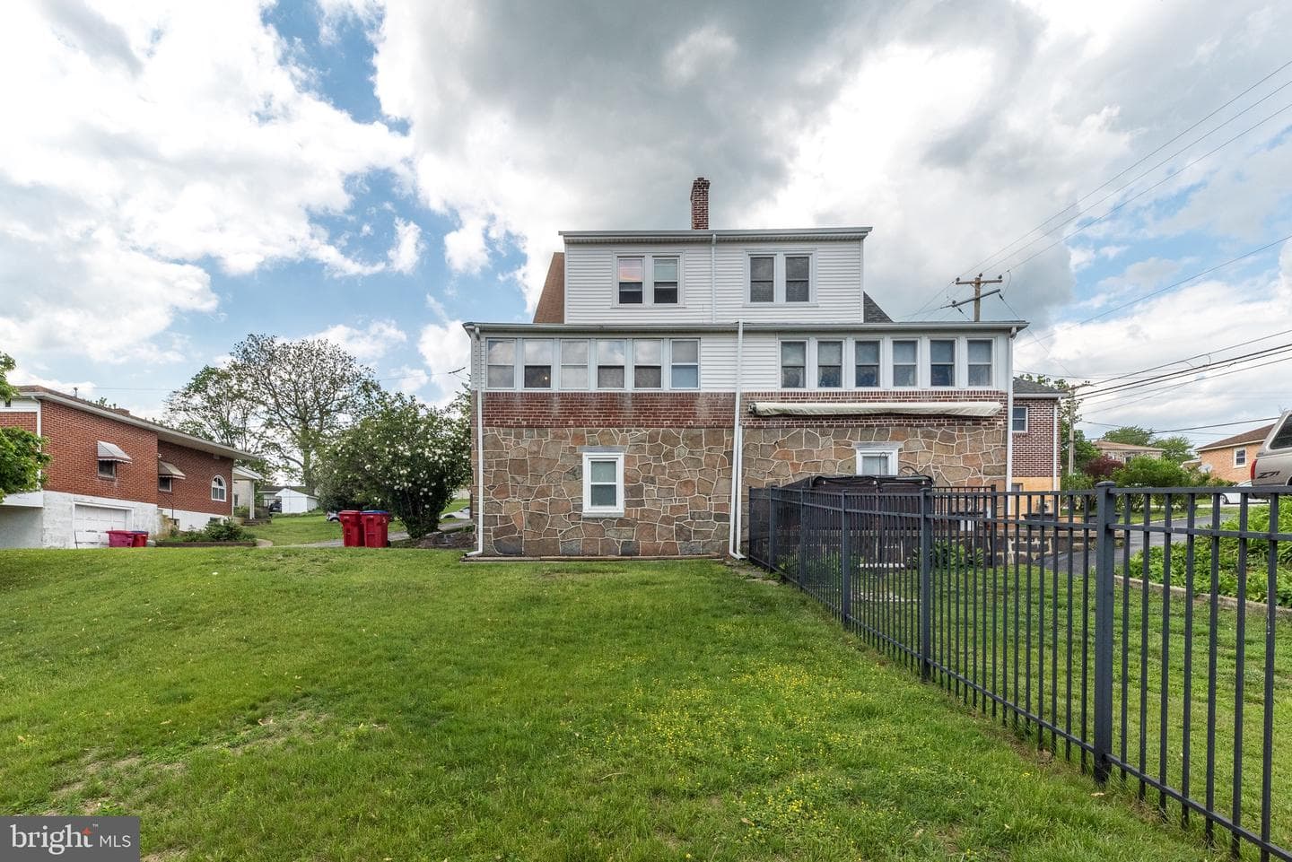 4 Elm Avenue photo 41