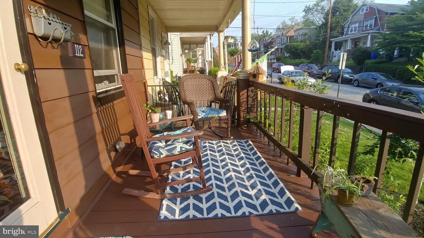 112 Franklin Avenue photo 3