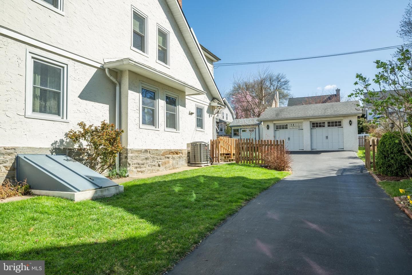 507 Dudley Avenue photo 4