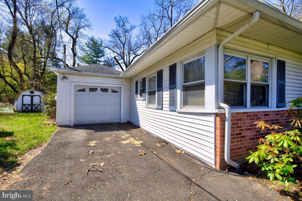 384 Penllyn Blue Bell Pike photo 4