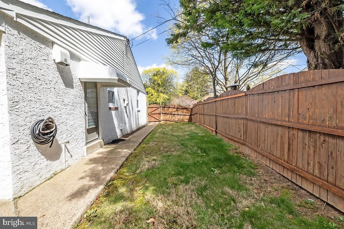 1450 Stephen Road photo 8