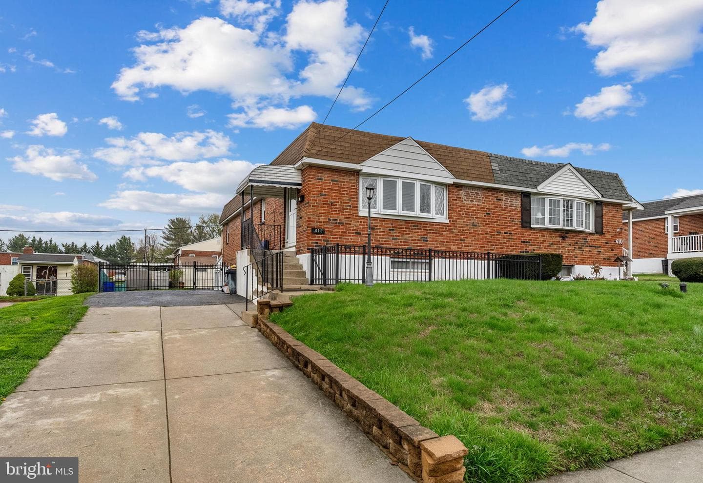 612 Clay Drive photo 3