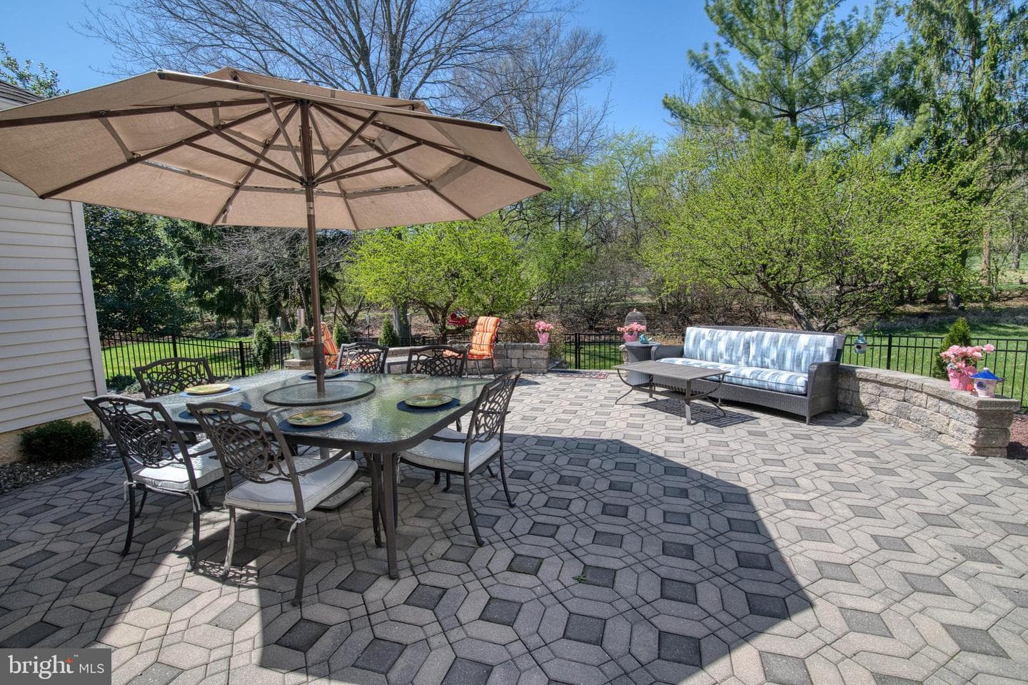 102 Muirfield Drive photo 34