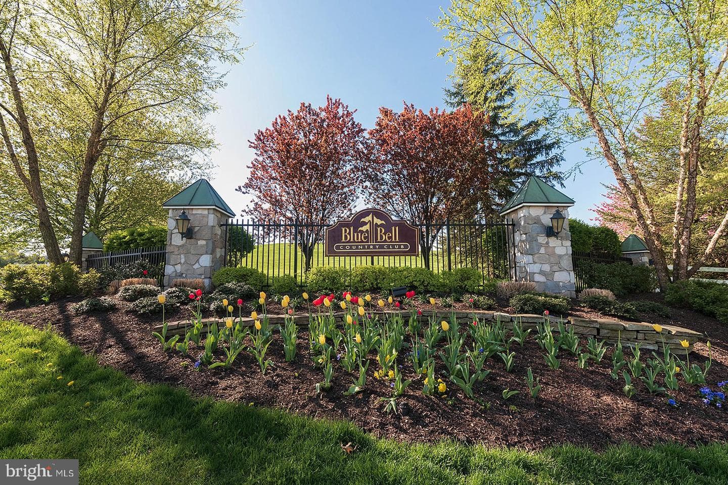 102 Muirfield Drive photo 44