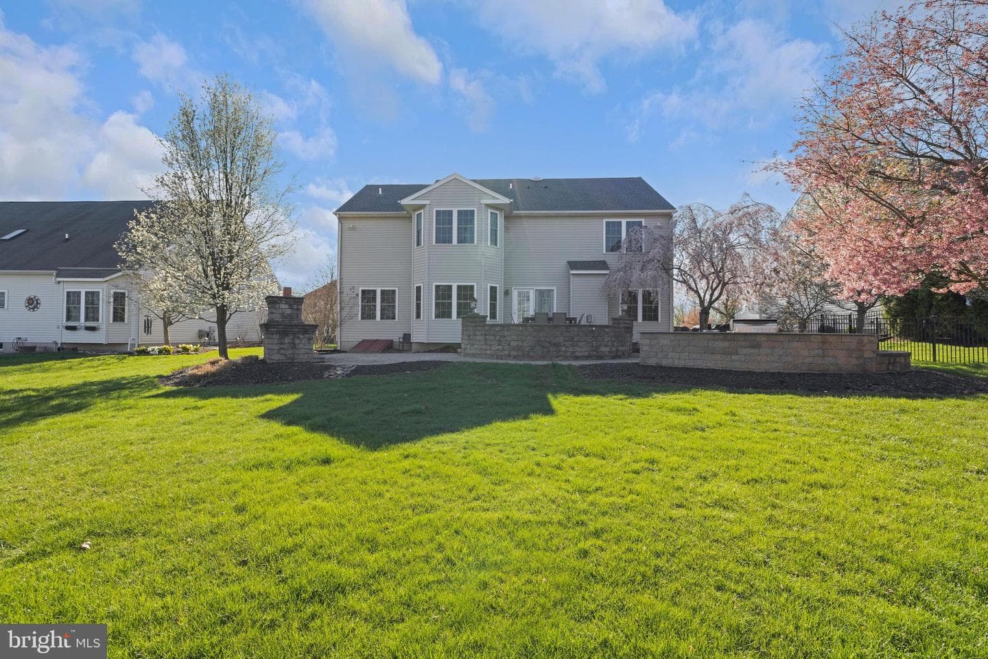 838 Mountain Top Drive photo 24
