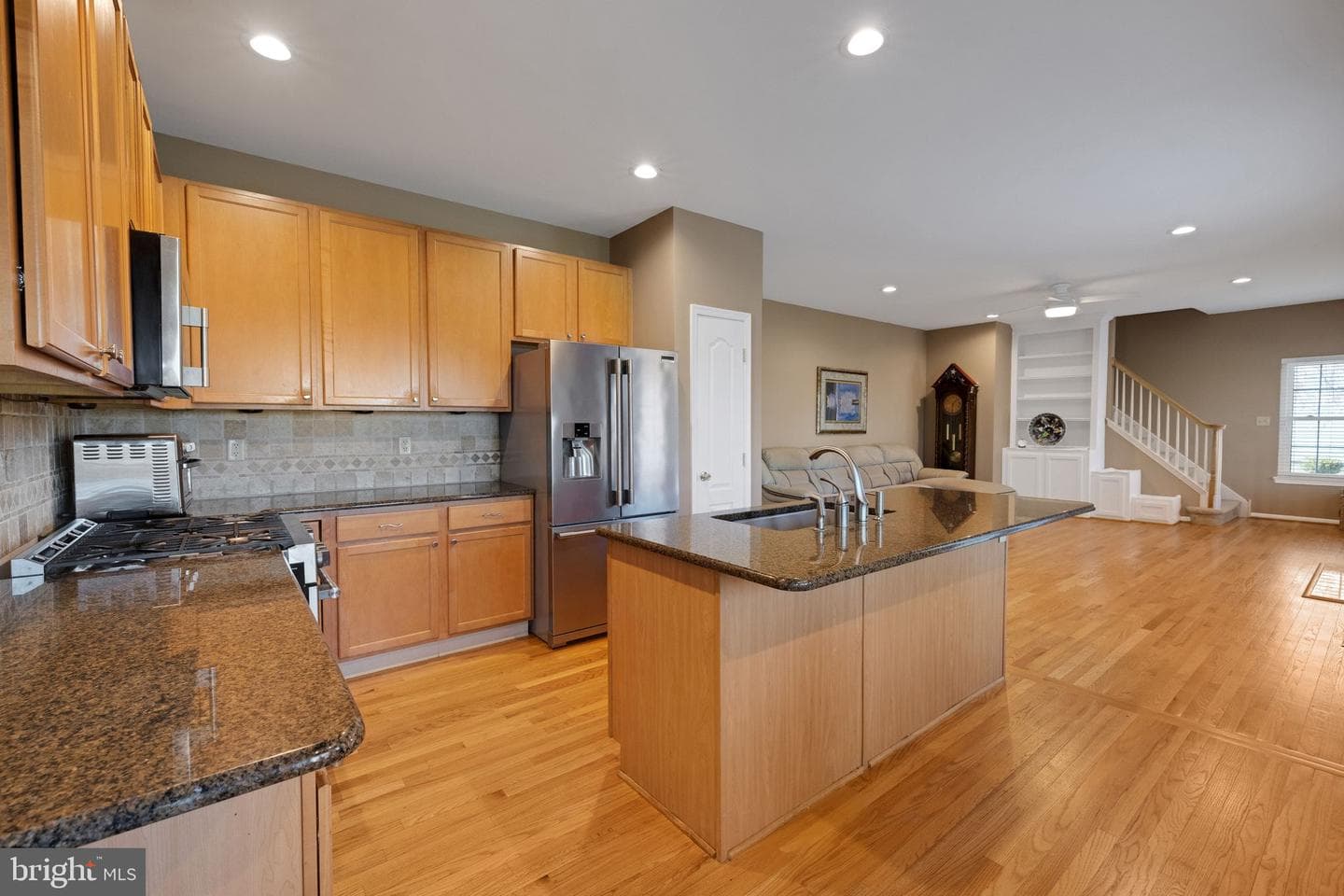 838 Mountain Top Drive photo 6