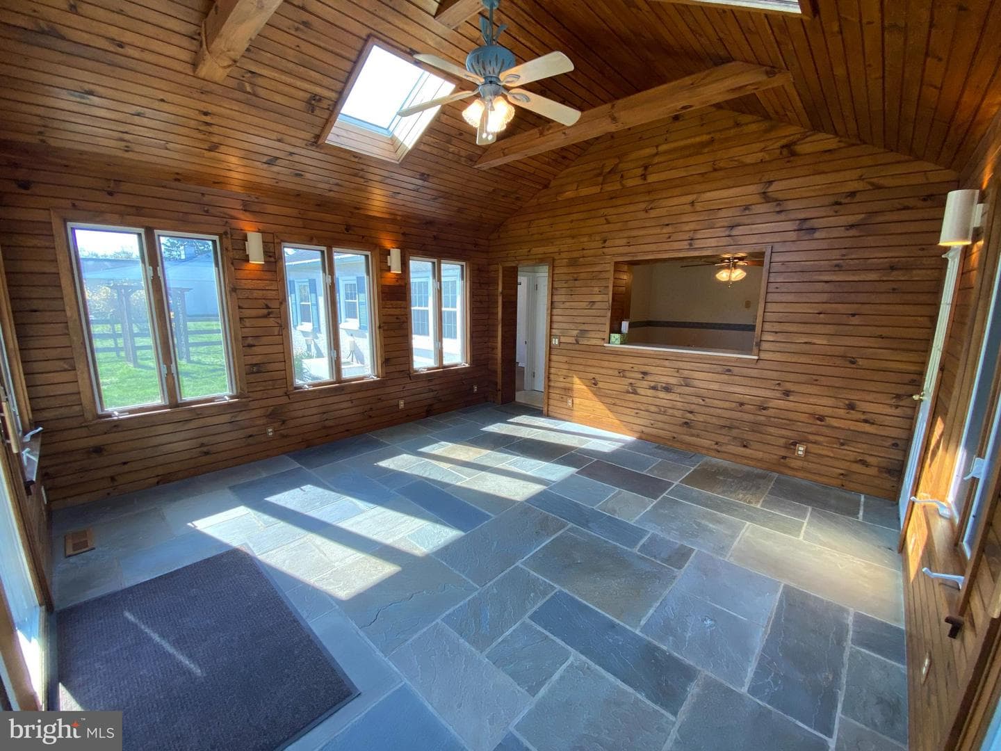 1022 Sparrow Road photo 10