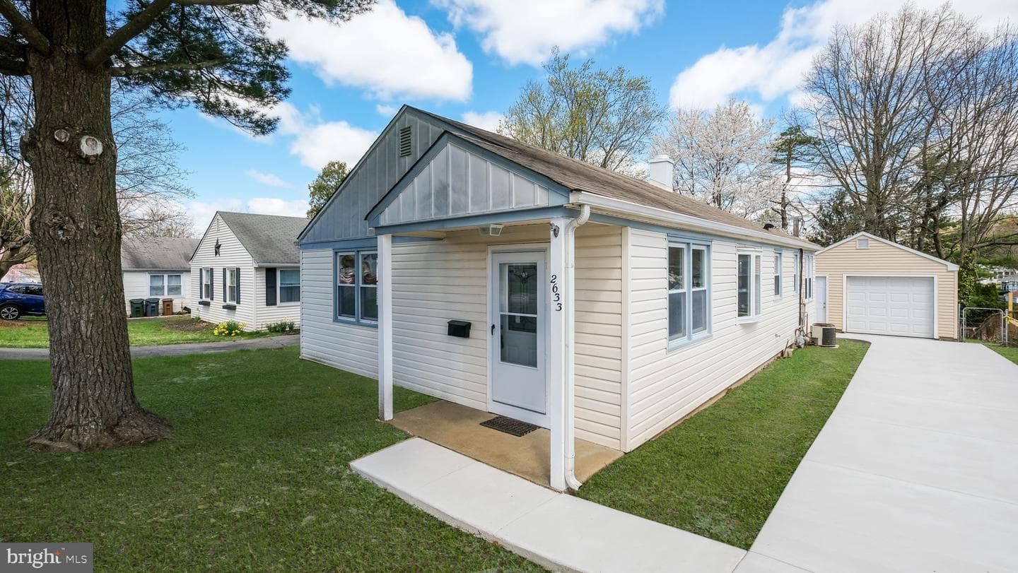 2633 Barnes Avenue photo 23
