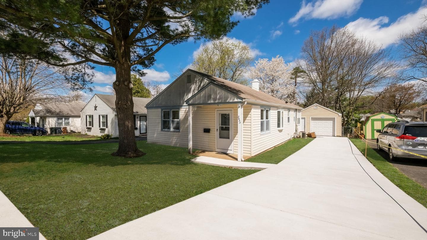 2633 Barnes Avenue photo 3