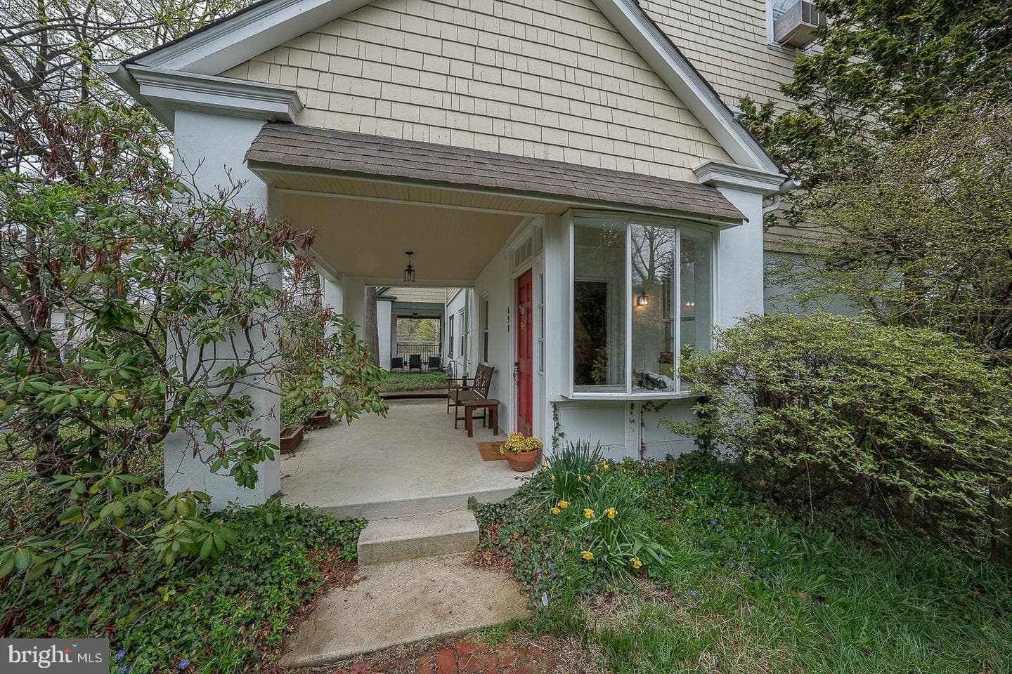 698 Beacom Lane photo 3