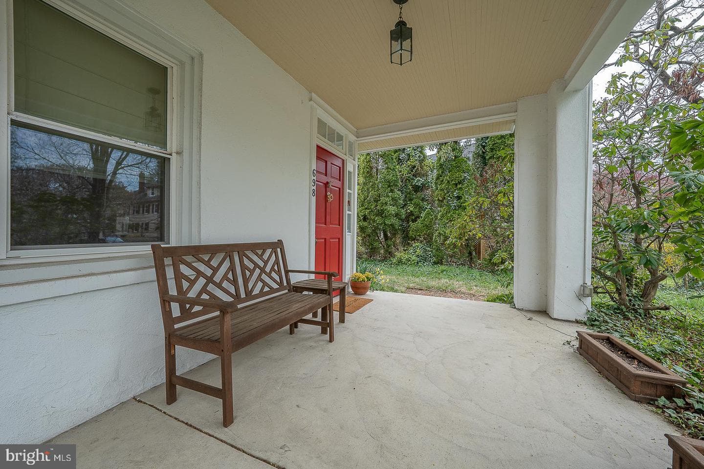 698 Beacom Lane photo 4