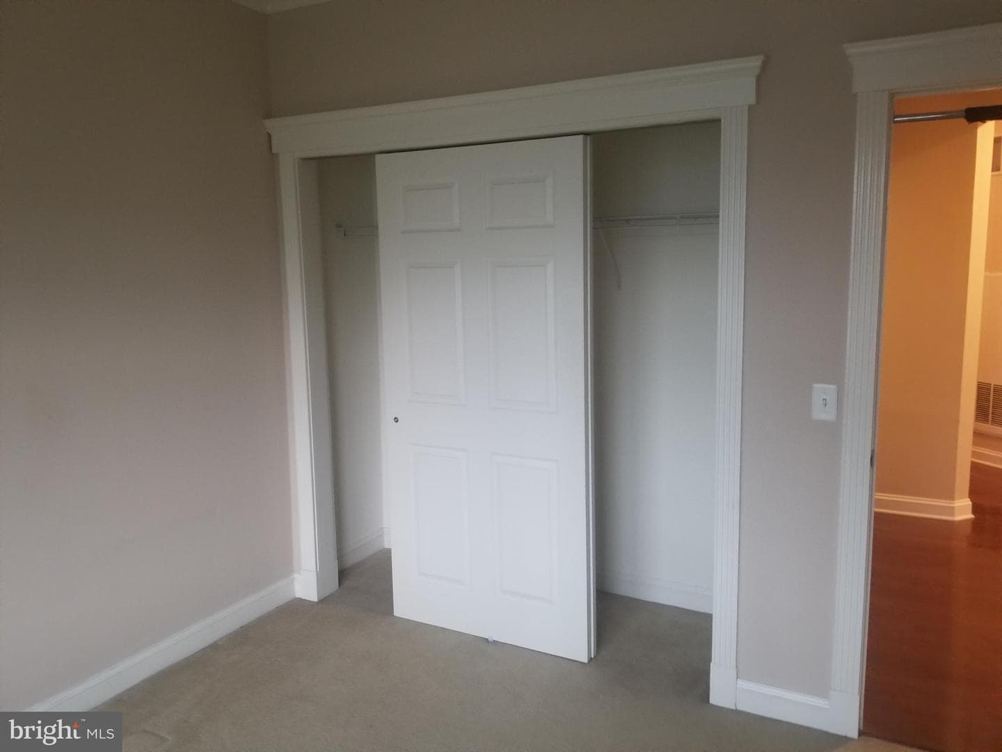 200 W Elm Street #1115 photo 13