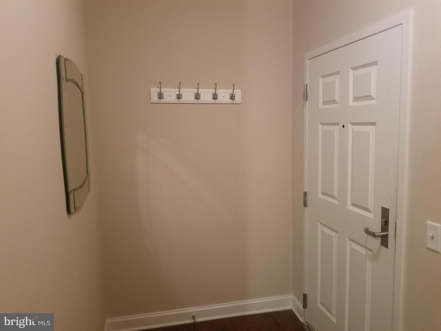 200 W Elm Street #1115 photo 17