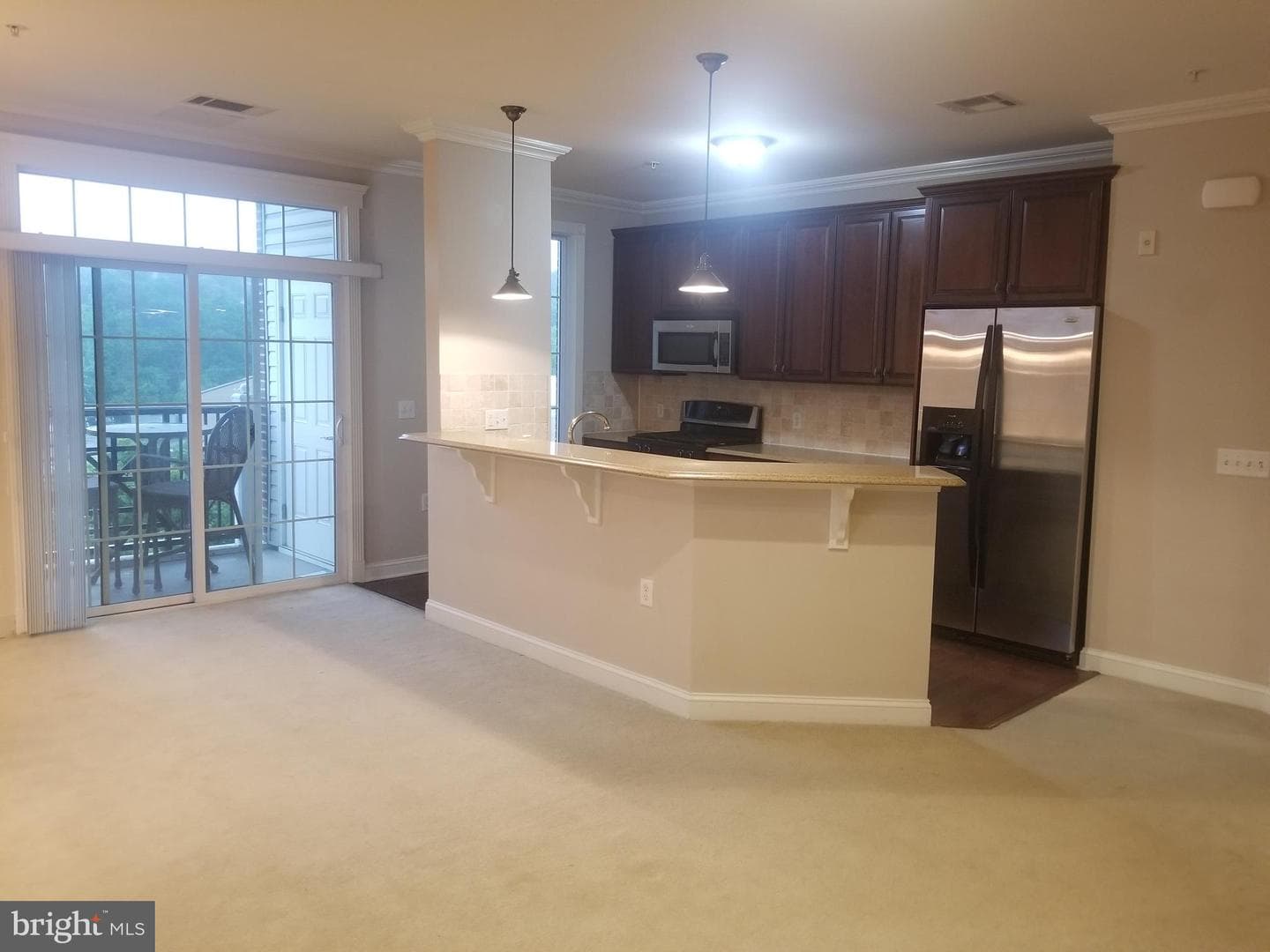 200 W Elm Street #1115 photo 2