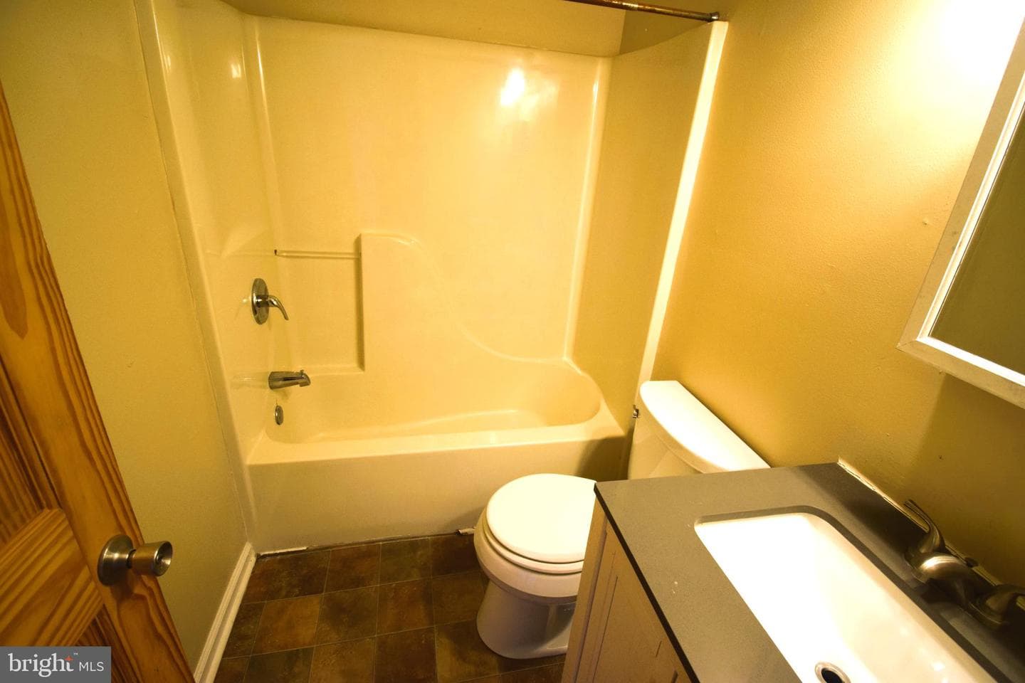 1625 Washington Avenue photo 10