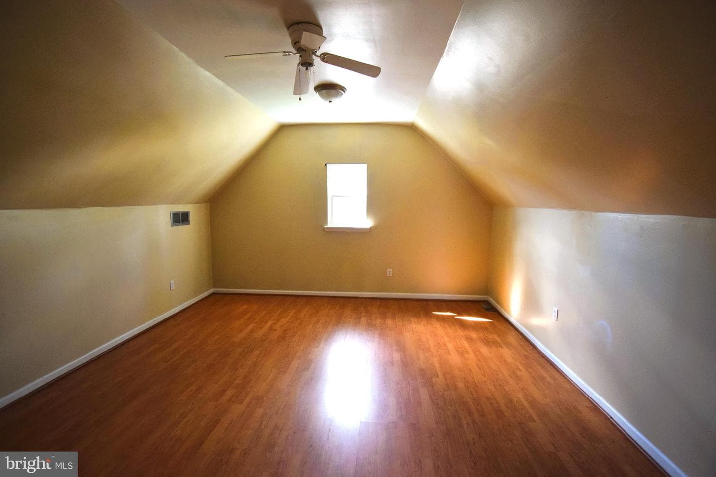 1625 Washington Avenue photo 16