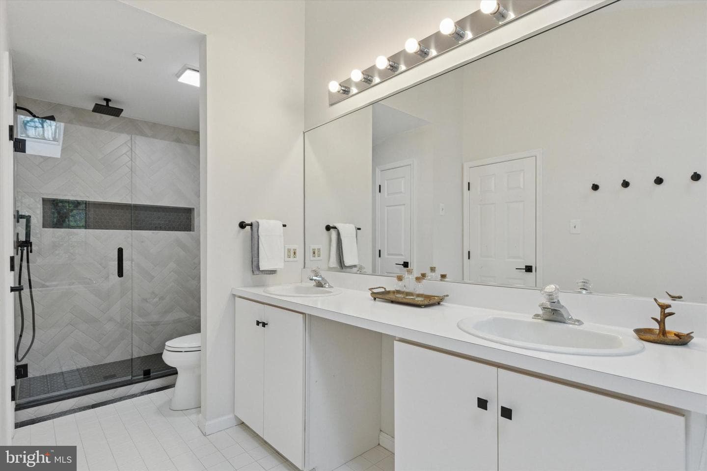 405 Glen Arbor Court photo 19