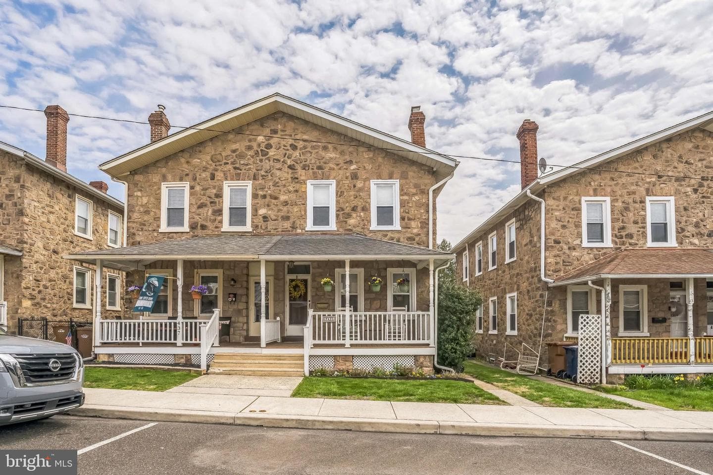 435 Renfrew Avenue photo 1