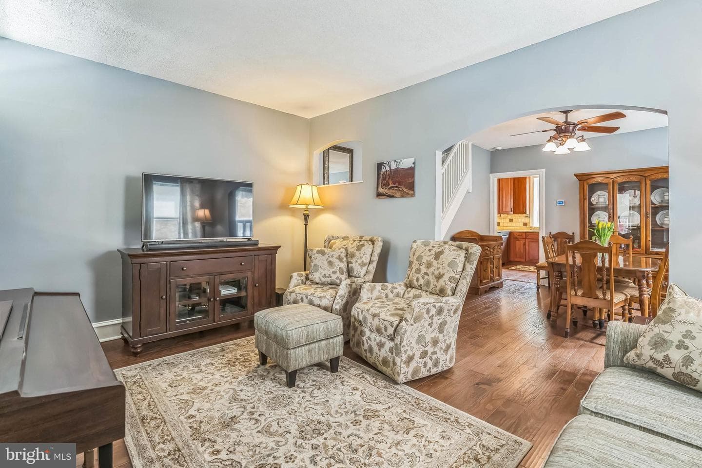 435 Renfrew Avenue photo 9