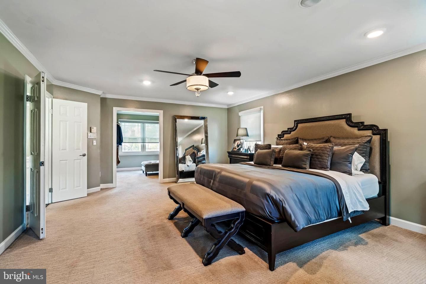 290 Ridings Way photo 28