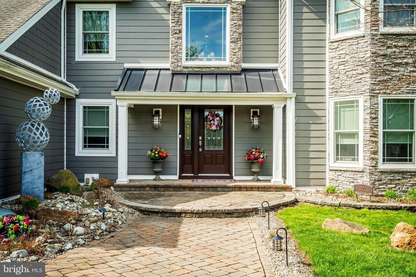 290 Ridings Way photo 6