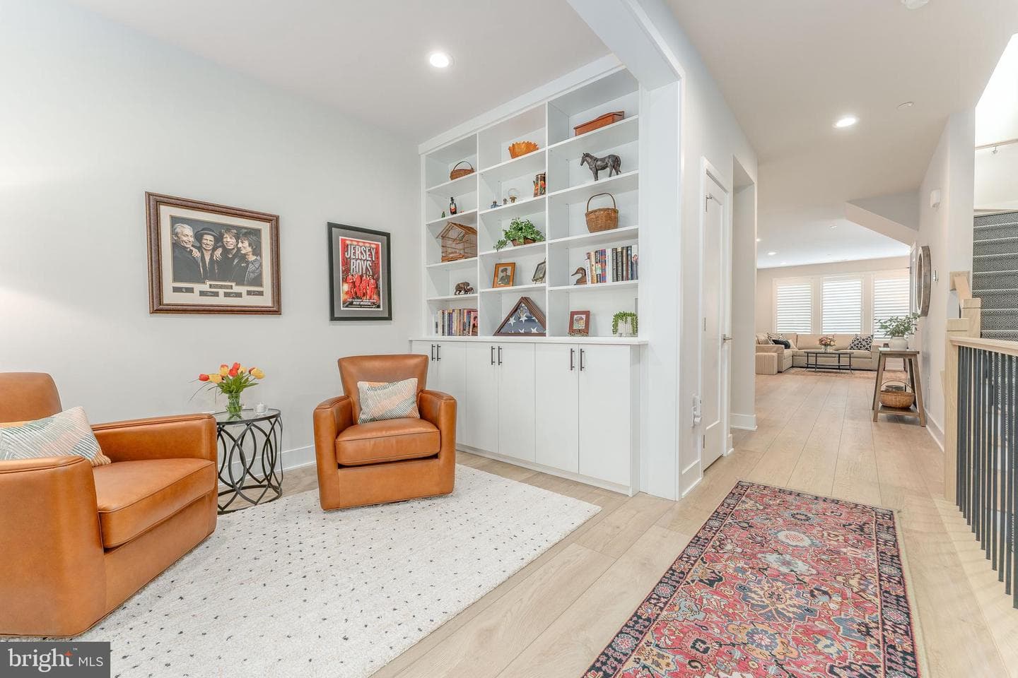 913 Laurens Alley photo 17