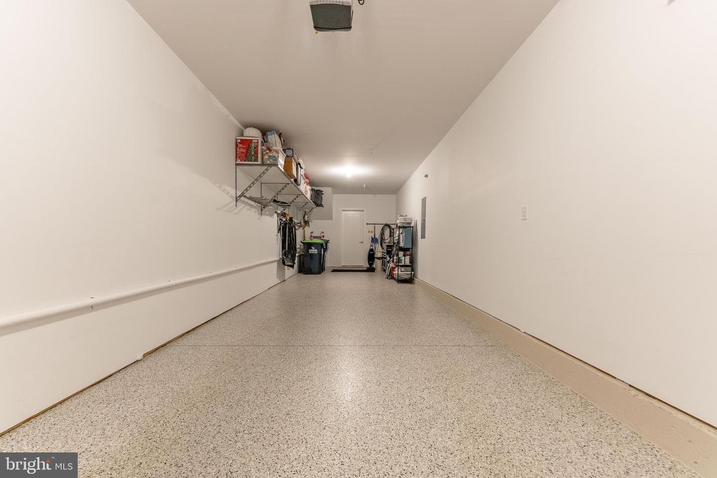 913 Laurens Alley photo 43