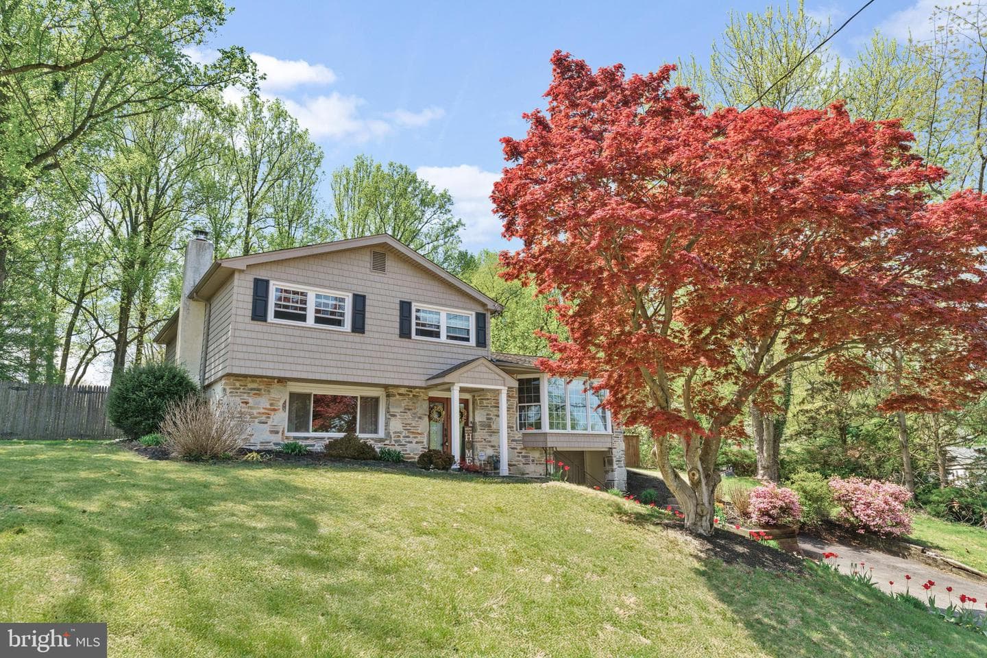 507 Thrush Drive photo 1