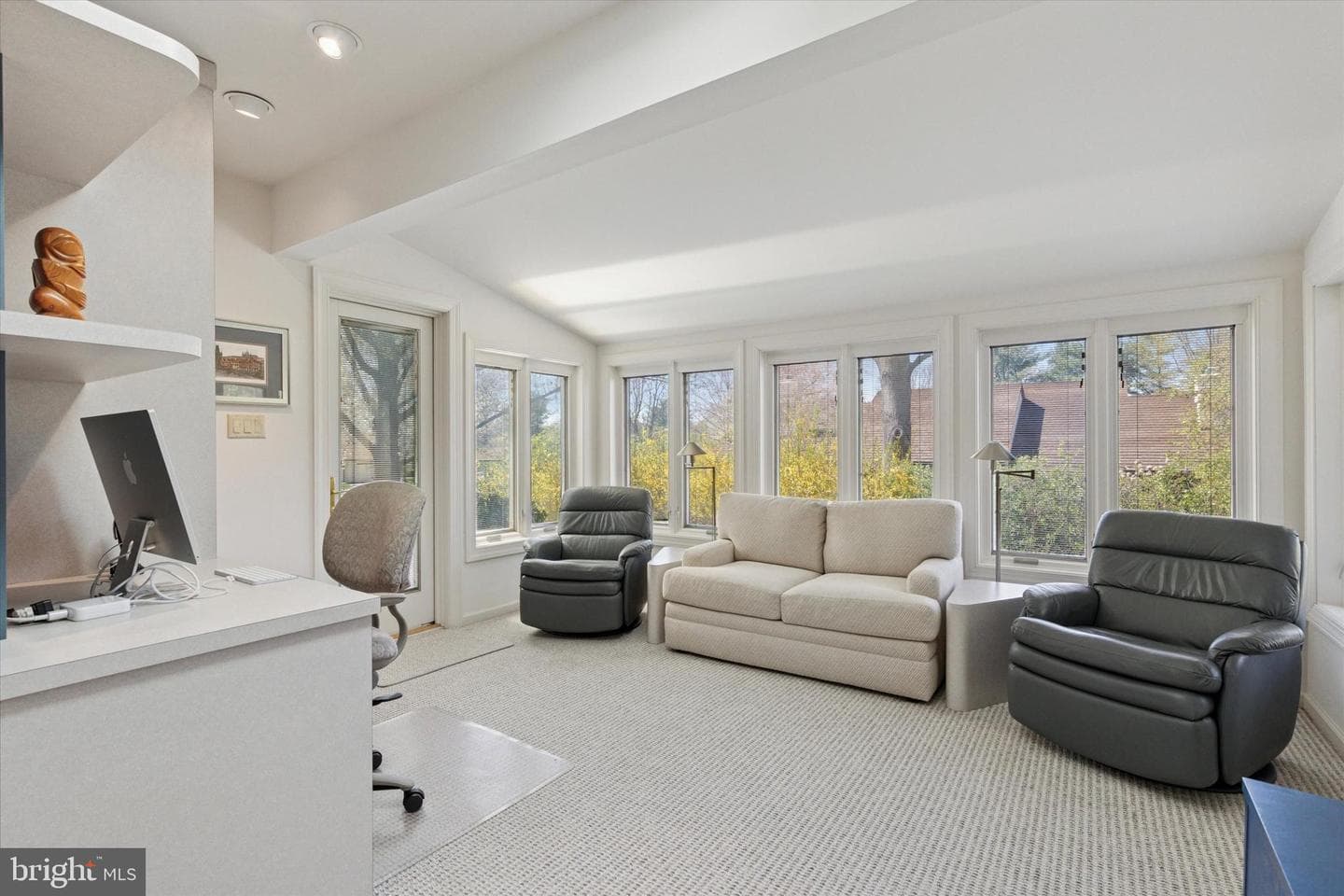 12 Farrier Lane photo 10