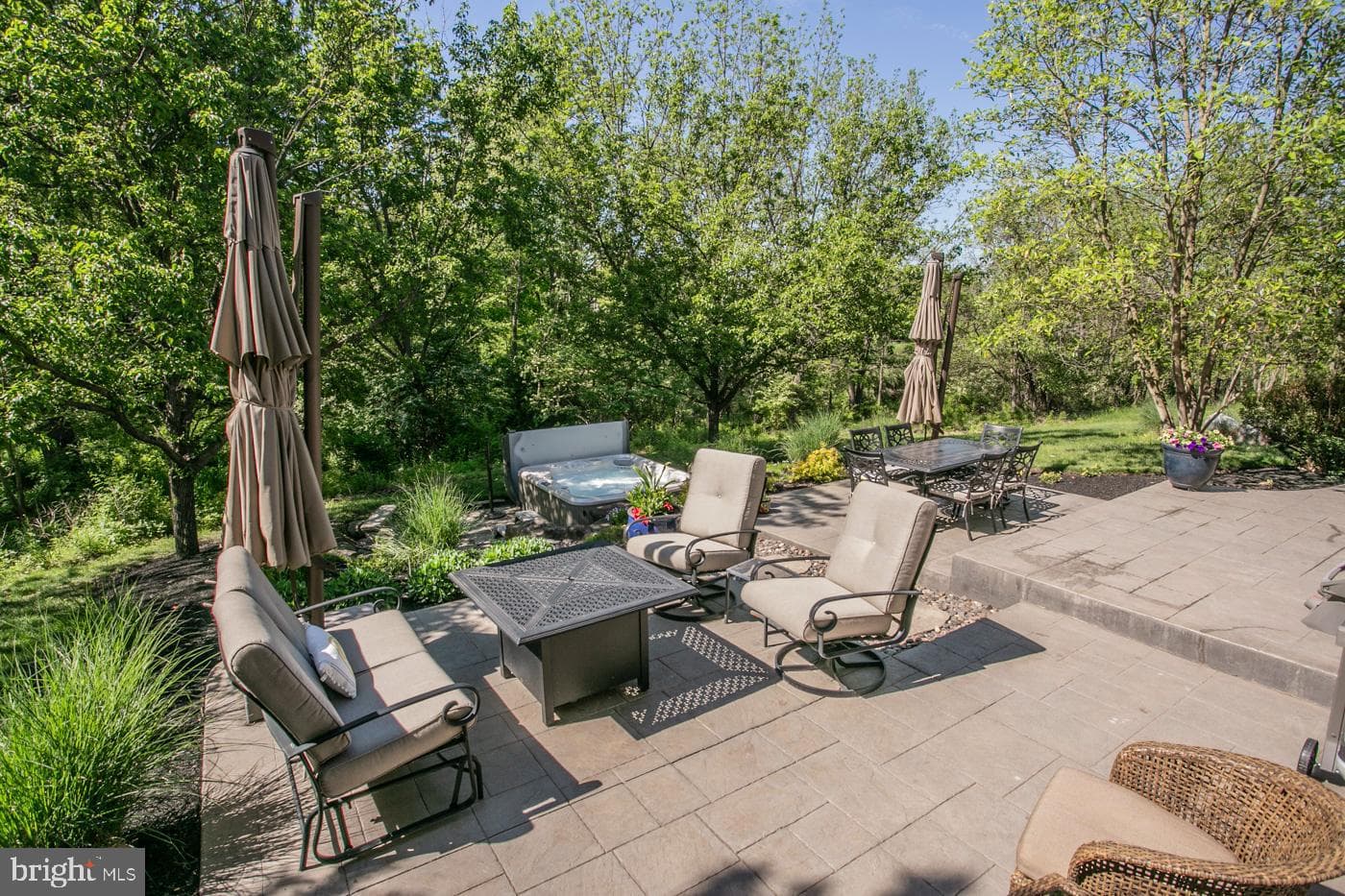 560 Landis Road photo 41