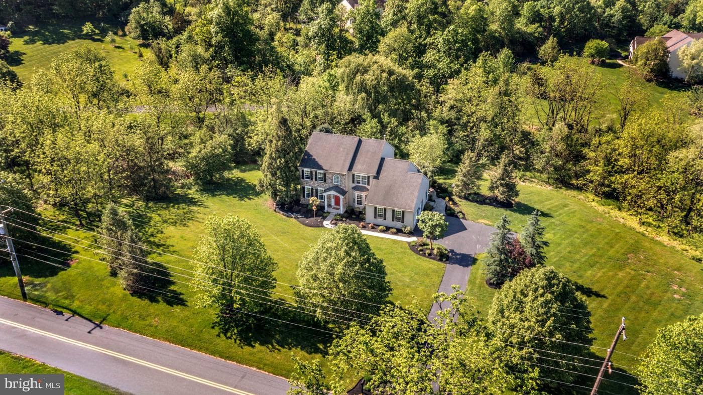 560 Landis Road photo 51