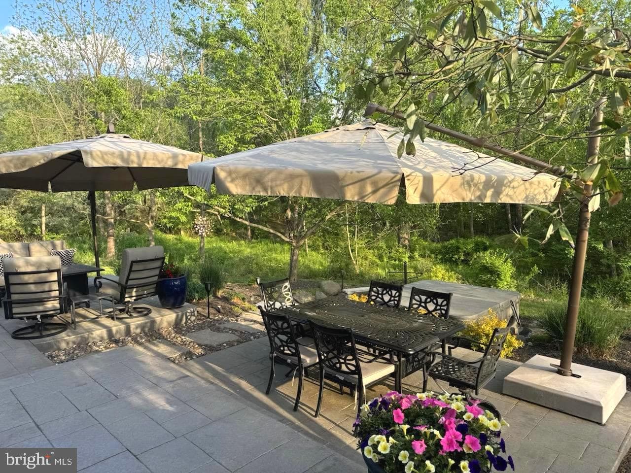 560 Landis Road photo 6