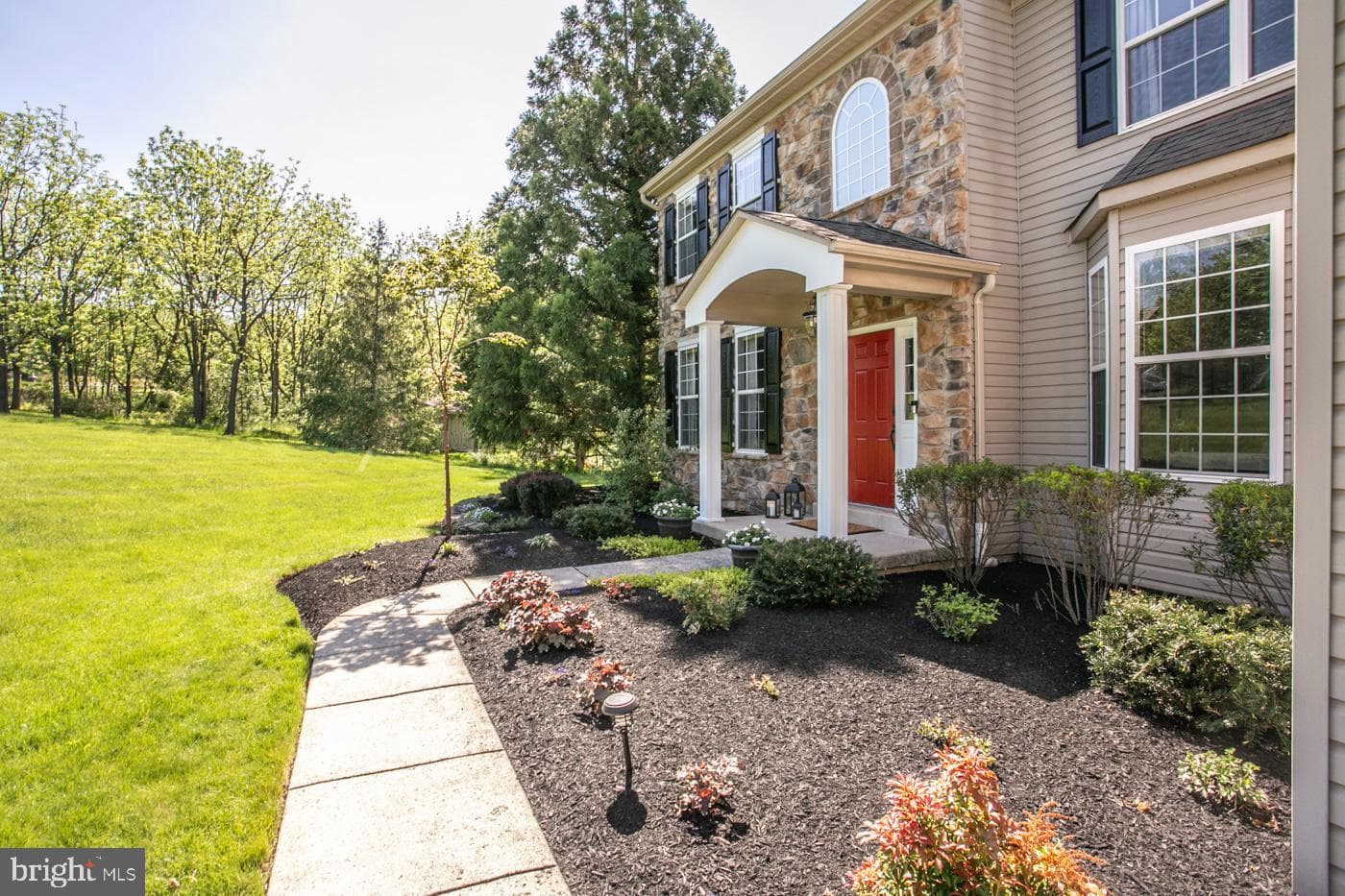 560 Landis Road photo 9