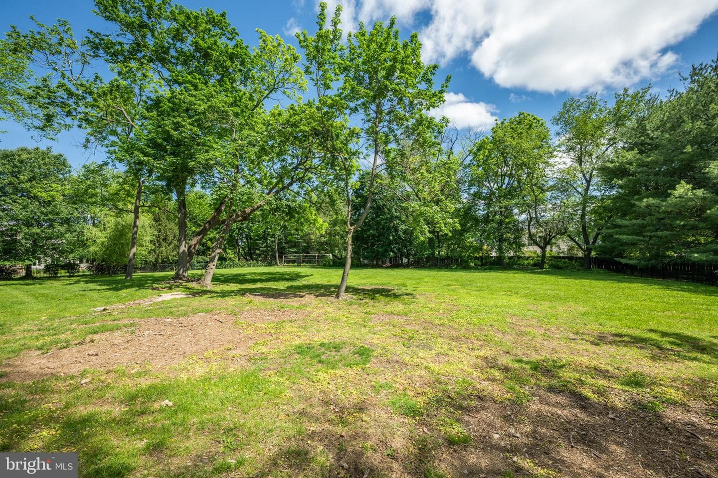 895 Summerset Place photo 15