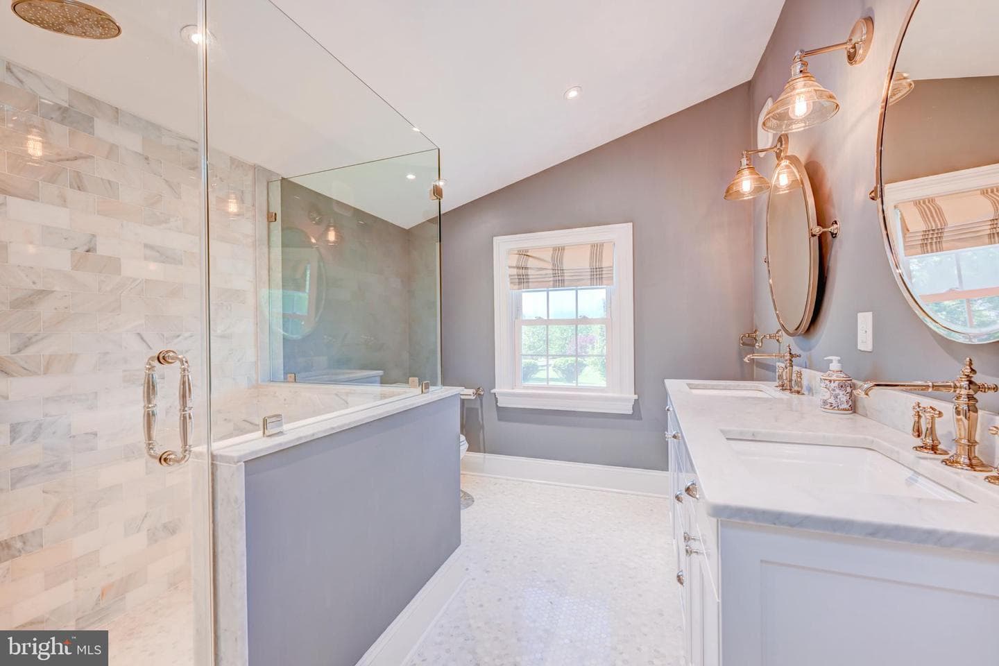 895 Summerset Place photo 48