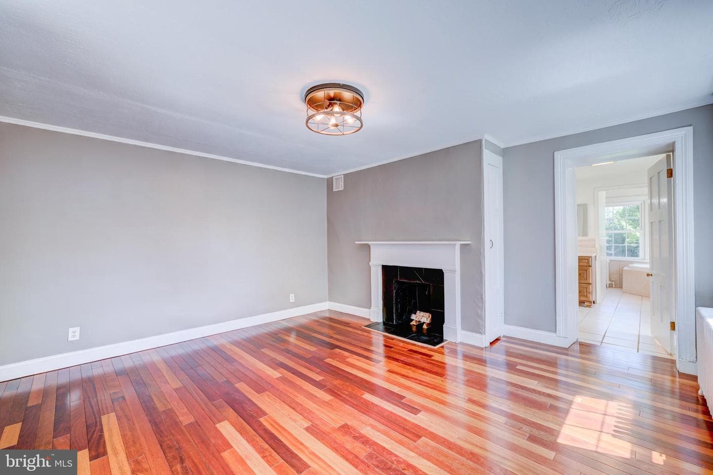 895 Summerset Place photo 52