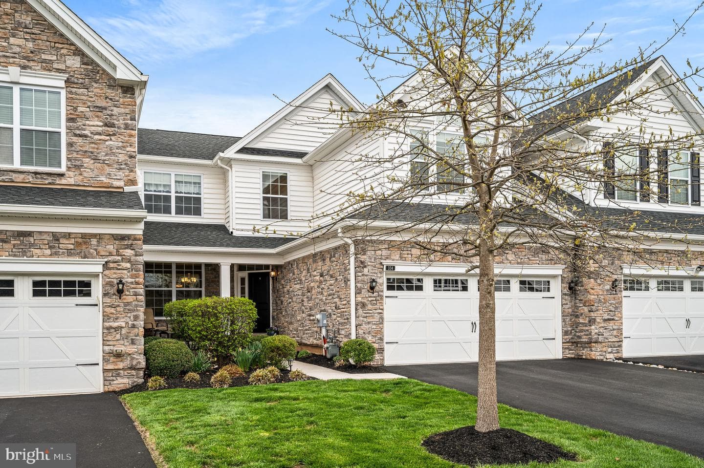 334 Wheat Sheaf Way photo 2
