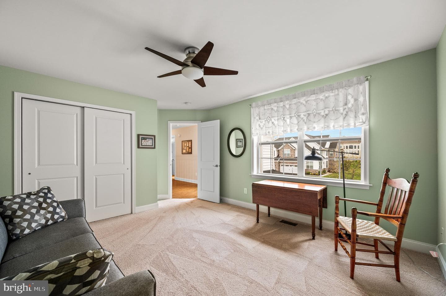334 Wheat Sheaf Way photo 34